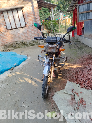 সিঙ্গার ১০০ সিসি সি ডি আই